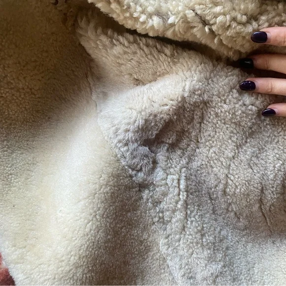 Shearling coat - Picture 6 of 14